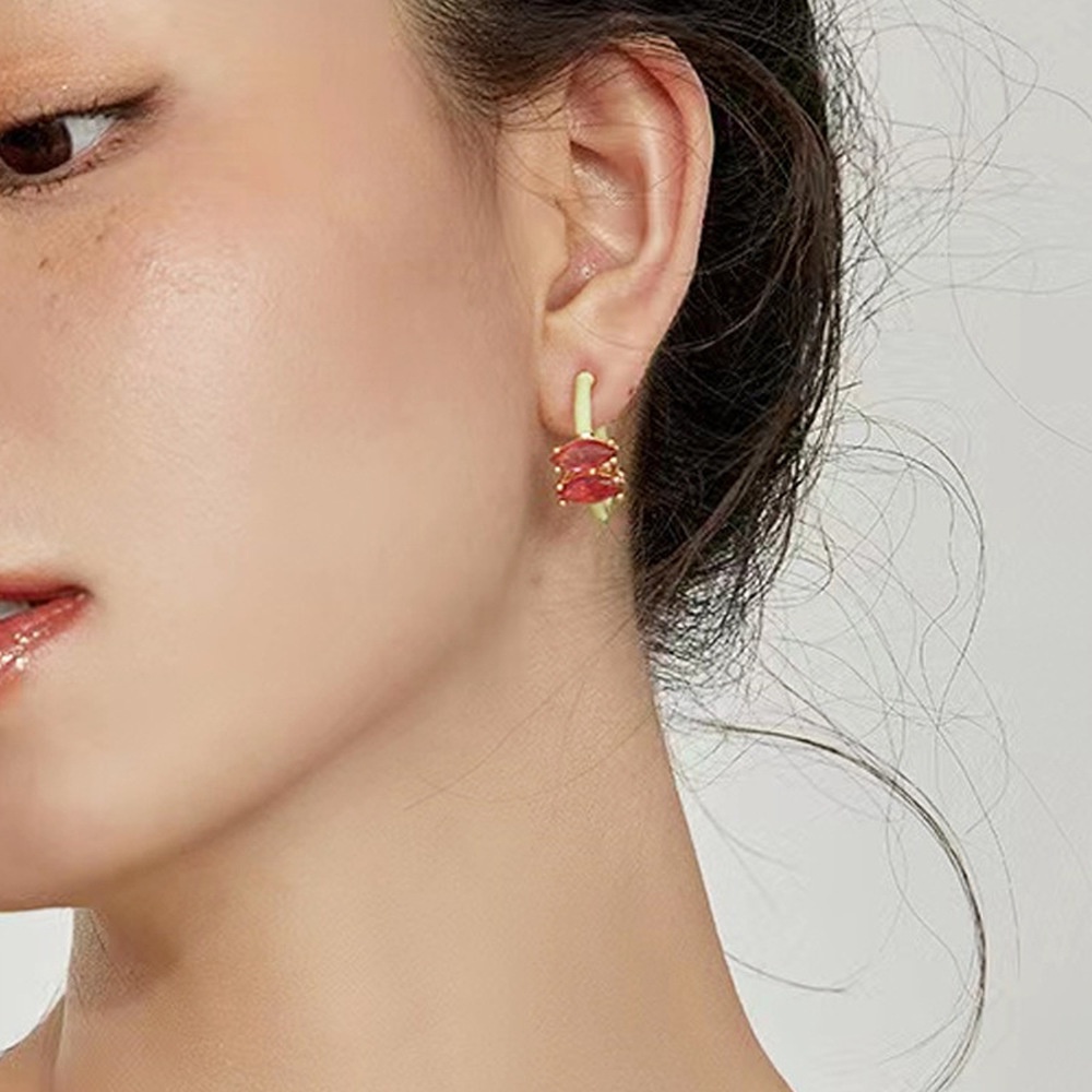 Anting Tusuk Gantung Temperament Desain Geometri Ruby Gaya Selebritiretro Untuk Wanita