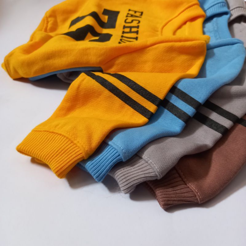 Setelan sweater bayi F76