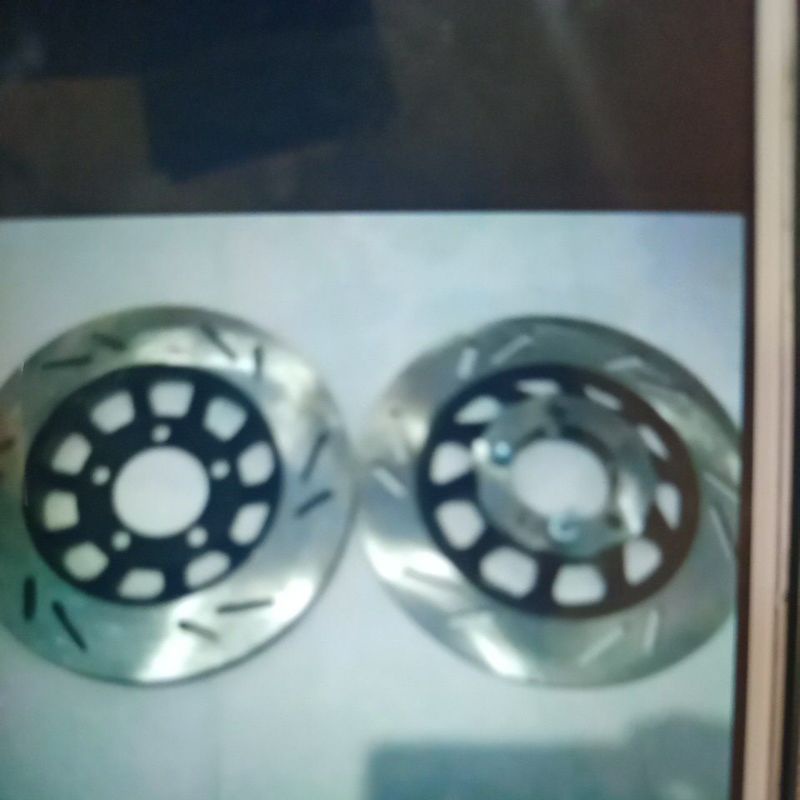 piringan cakram depan Verza Megapro 150 new jari jari ke non original