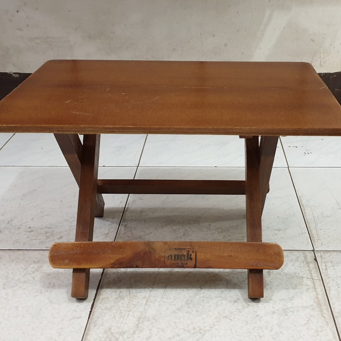 Meja Lipat Atau Lekar Kayu Type Anak