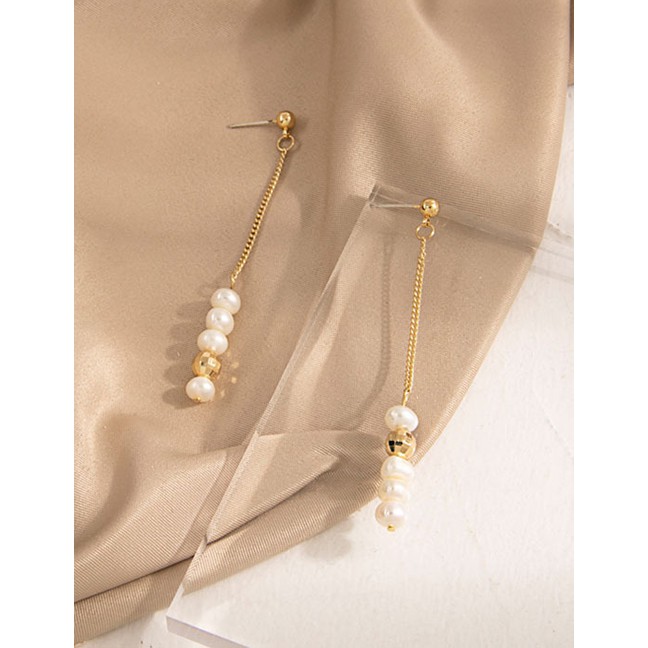 LRC Anting Tusuk Fashion Golden Pearl Alloy Round Bead Chain Earrings K25086