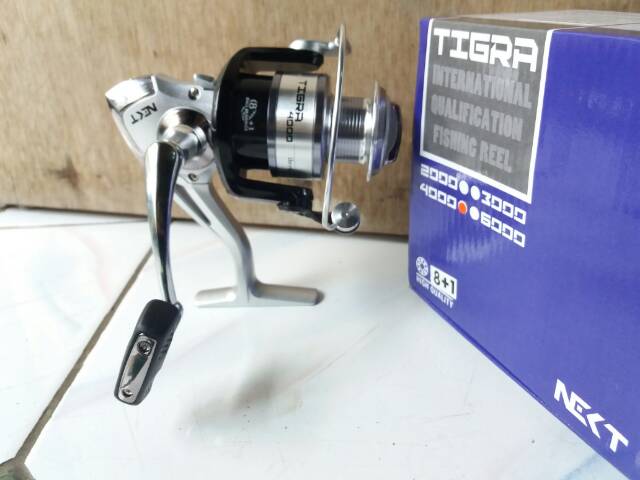 Reel Laut Merek NEXT TIGRA 4000 (8+1 BALL BEARINGS) Handling METAL