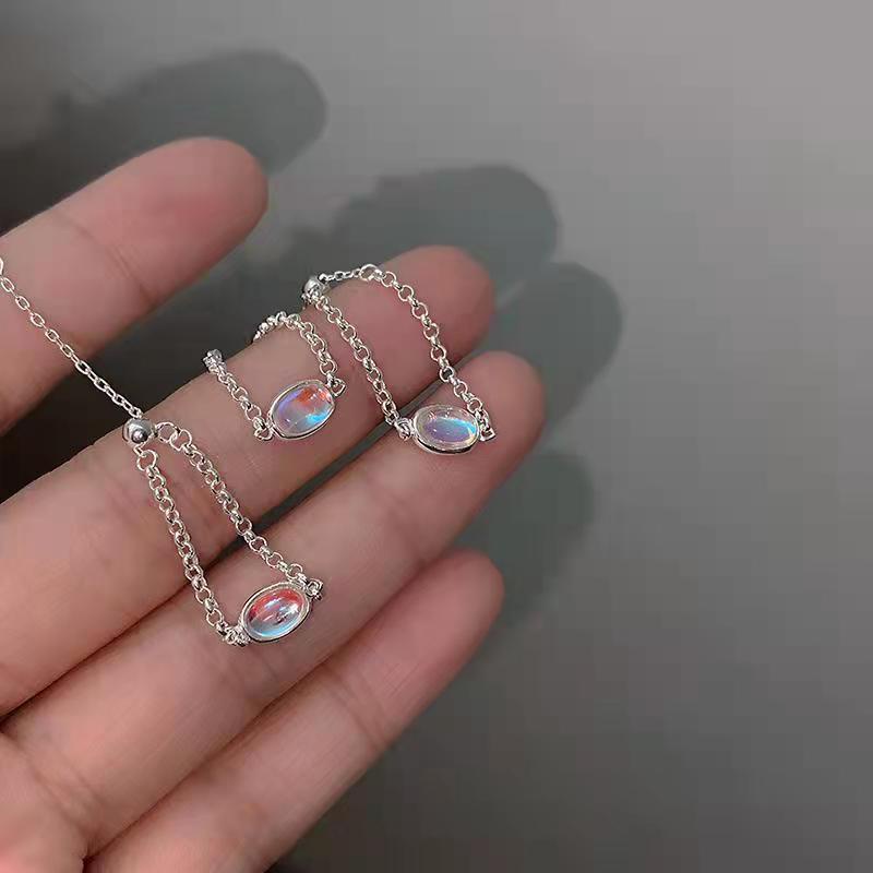 Fashion Women Jewelry Alloy Plated Silver Artificial Moonstone Circle Chain Finger Ring