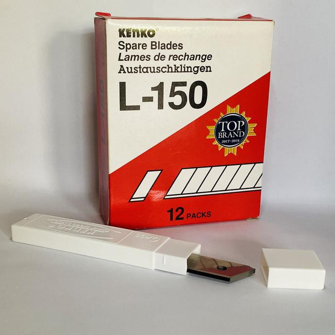 

[[BISA COD]] REFILL CUTTER KENKO L-150 BESAR / 1 BOX ISI 12 TUBE