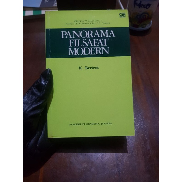 Panorama Filsafat Modern - K Bertens