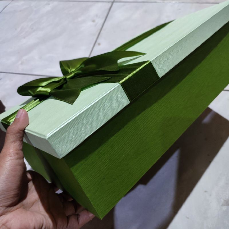GIFT BOX KOTAK HADIAH HIJAU MINT MIX CERES GREEN PITA ARMY
