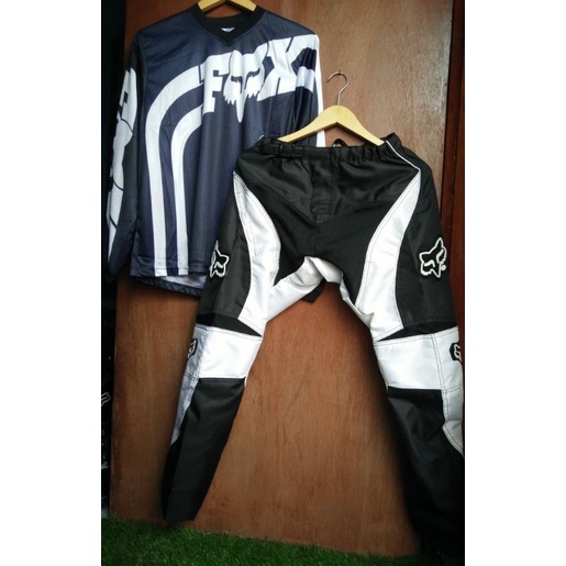 Jersey set | Jersey Set Trail | Jersey Set Motocross | Jersey Set Outdoor | Jersey Set Sepeda Hitam 