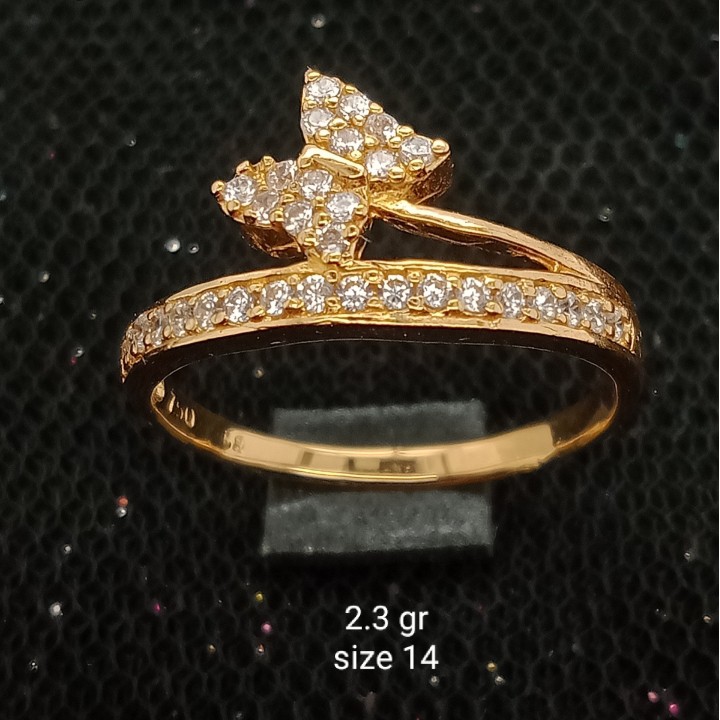 Cincin Emas 17 K - 2.3 gr Kadar 750 - 1955