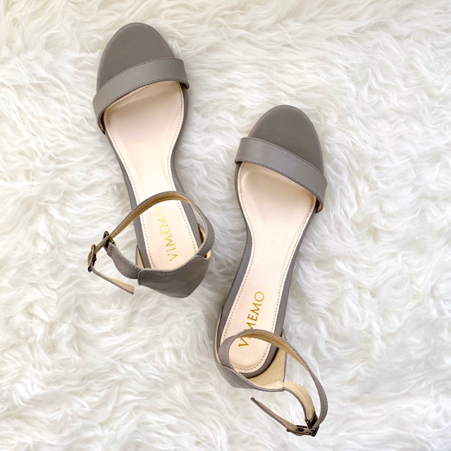 [ PRELOVED ] Vimemo “Kylie” Ankle Strap Heels in Grey