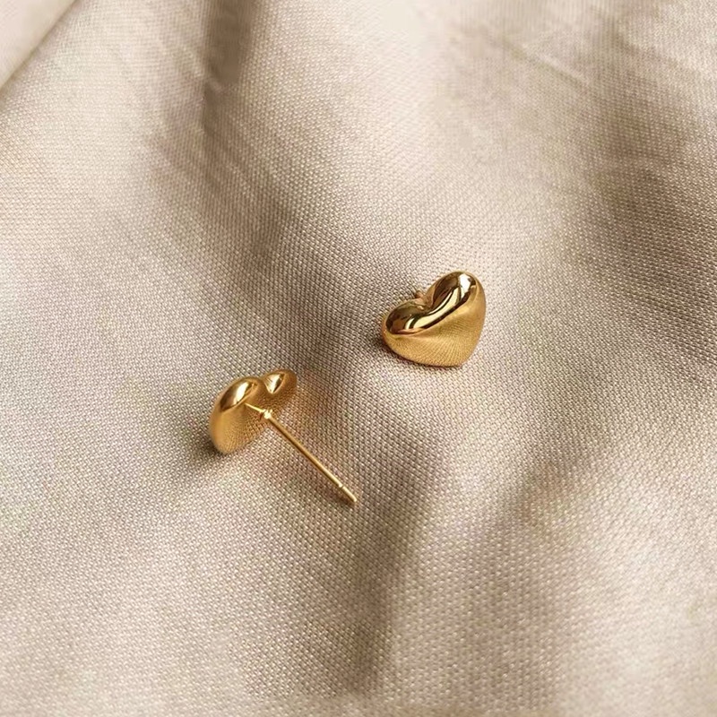 Anting Titanium Anti Karat Hati Lapis Emas 18K Anting Tusuk Perhiasan Fahion Korea