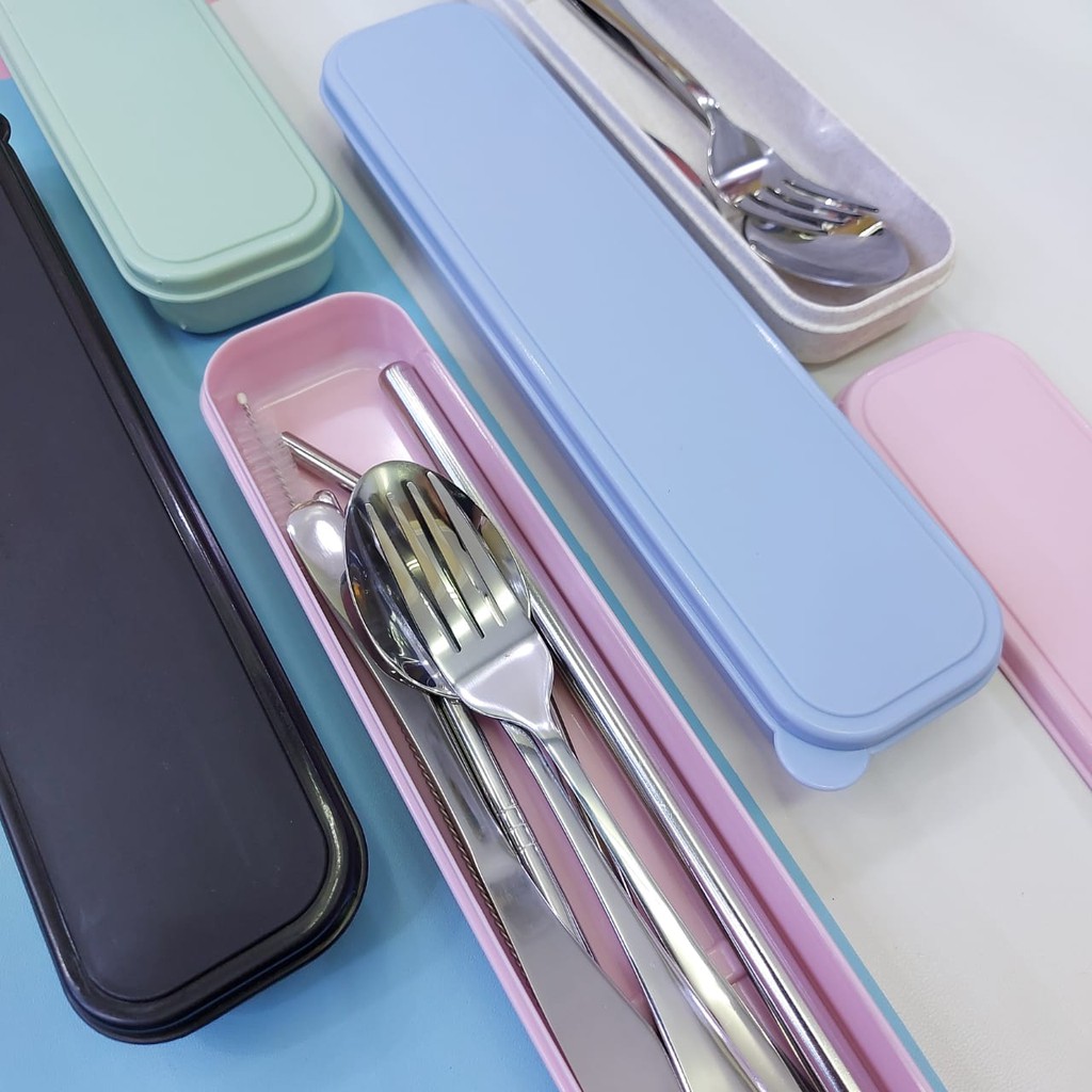 Cutlery Set (Peralatan makan) 1 Set 7 Item sendok garpu sumpit straw dll high quality