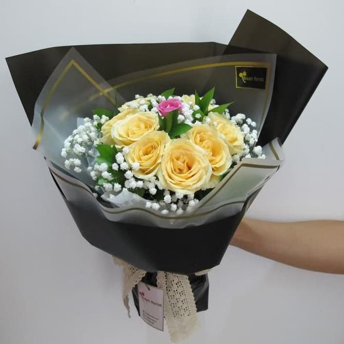 Termurah Bunga Mawar Hand Bouquet Buket Bunga Wisuda Buket Bunga Shopee Indonesia