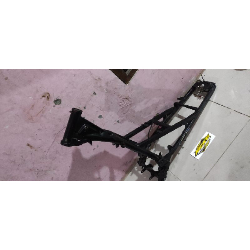 frame rangka satria fu potongan rolling sasis bahan drag trail supermoto c70