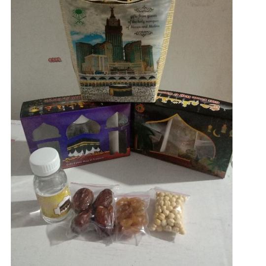 

RealPict--Paket hemat oleh oleh haji dan umroh