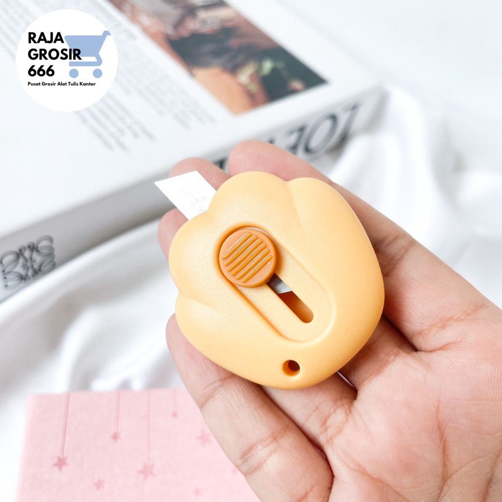 

Siennas~Cutter mini Aesthetic/ Cutter mini Cat paw Dog Paw pemotong kertas /Cutter motif mini karakter lucu small knife office travel Stationery