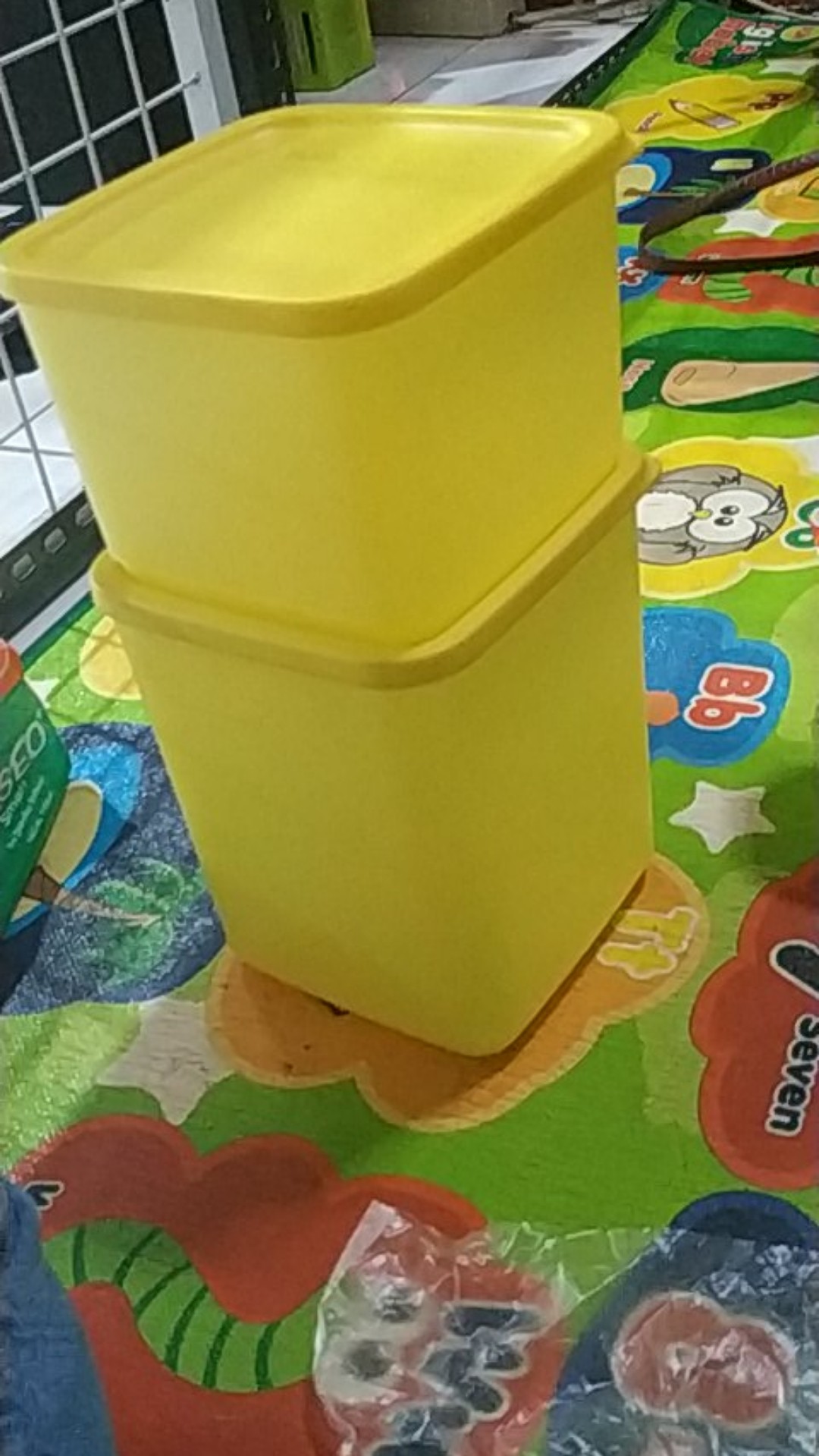 Medium Tropical Fiesta 1 Pcs (satuan) Toples Tupwr