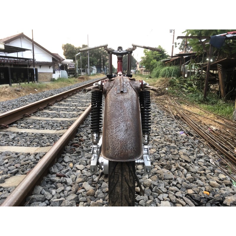 spakbor cb 125 press Slebor cb125 full pres bandung WPT bahan tebal 1.5mm tanpa sambungan