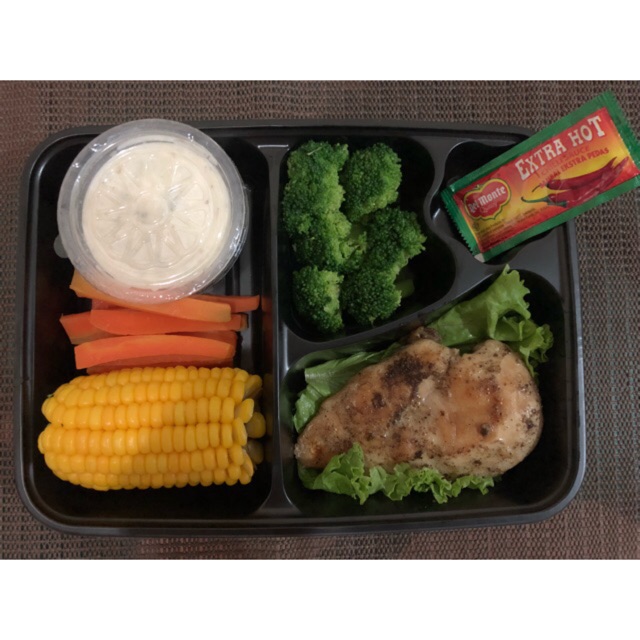 

Open PO Chicken Breast with fresh vegetables