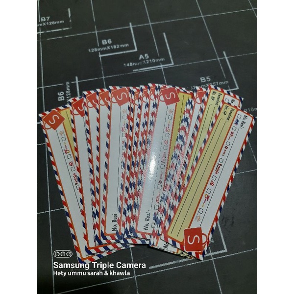 

STIKER RESI SHOPEE ISI 100PCS SUDAH CUTTING UKURAN 3X11,5 CM BISA CUSTOM