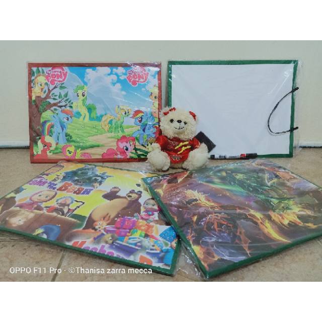 

Papan tulis anak pilih motif , bisa d chatt ,