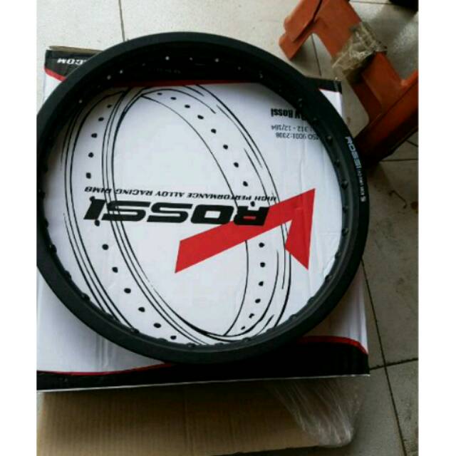 Velg Rossi 185 ring 18 Black Gold Silver