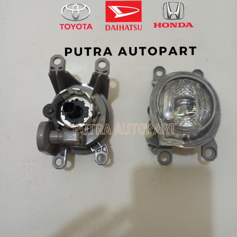 foglamp / lampu kabut innova reborn fortuner vrz hilux revo yaris 2021 ORIGINAL