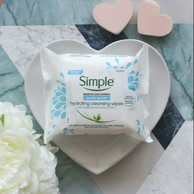 Simple Water Boost Hydrating Cleansing Wipes 25 sheets