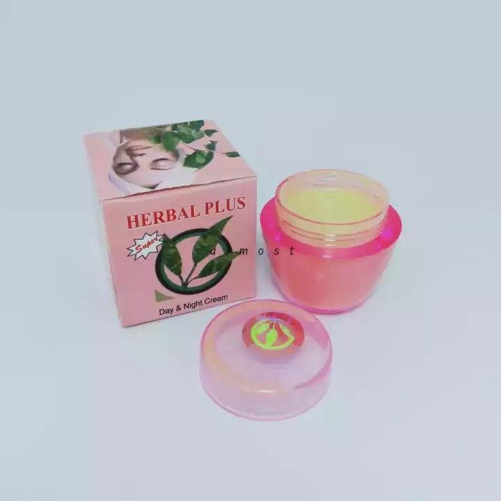 Herbal Plus Lightening Cream Daily Use 15 gr Rumah Cantik 354 Krim Pelembab Mencerahkan Kulit Wajah Siang &amp; Malam