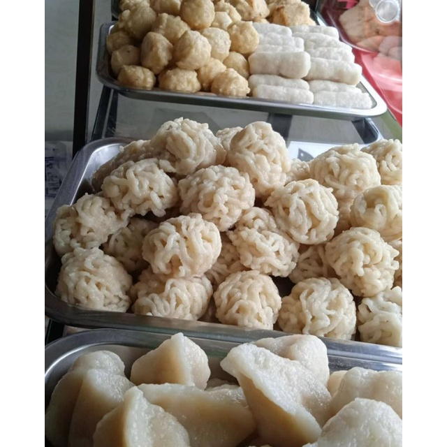 

Paket Pempek Campur Isi 15pcs