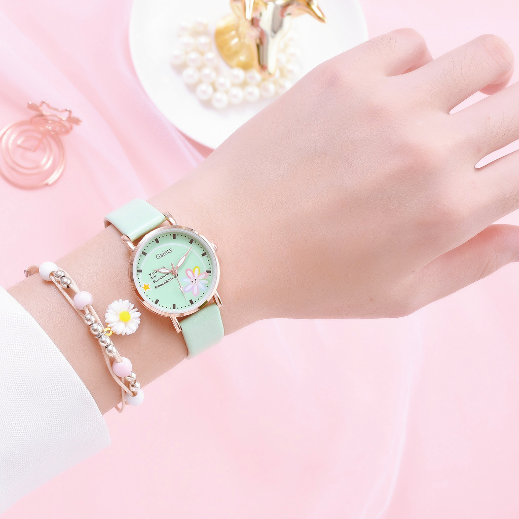 Jam Tangan Olahraga Wanita New Quartz Girls Cute Sports Watch Girl Gift Watch(NO BOX