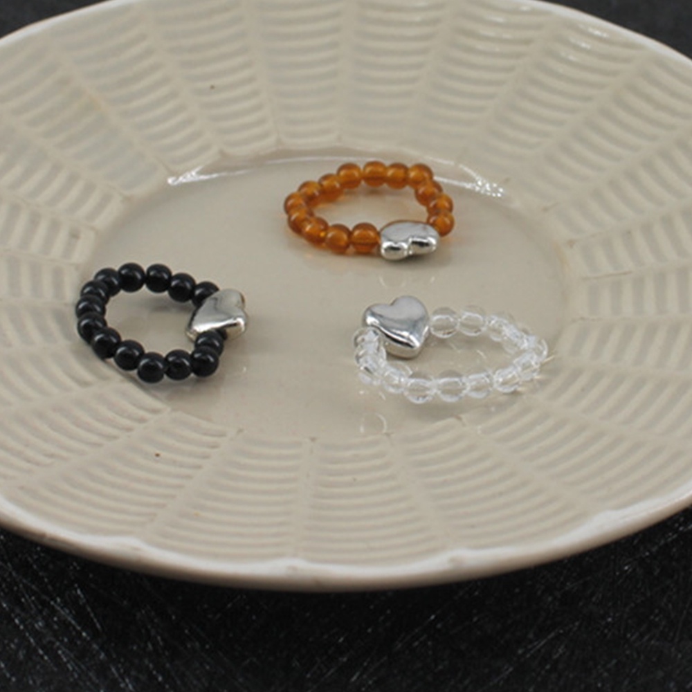 Cincin Manik-Manik Resin Elastis Handmade Warna Hitam Putih Gaya Vintage Untuk Wanita