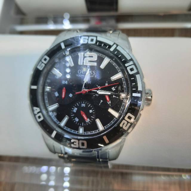 Jam Tangan Guess Pria Original Garansi Resmi