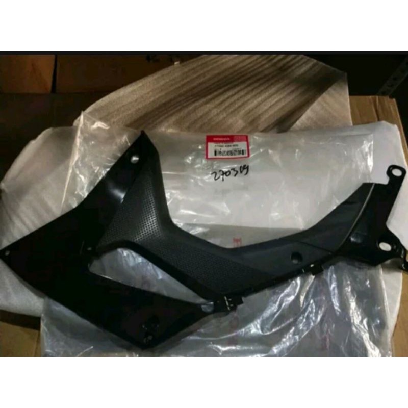 Inner R Shroud sayap kanan hitam Crf 150 ORI original