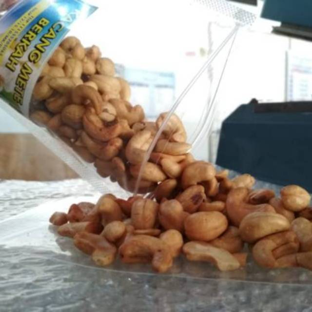 

KACANG METE /KACANG METE MATENG 500gr WONOGIRI