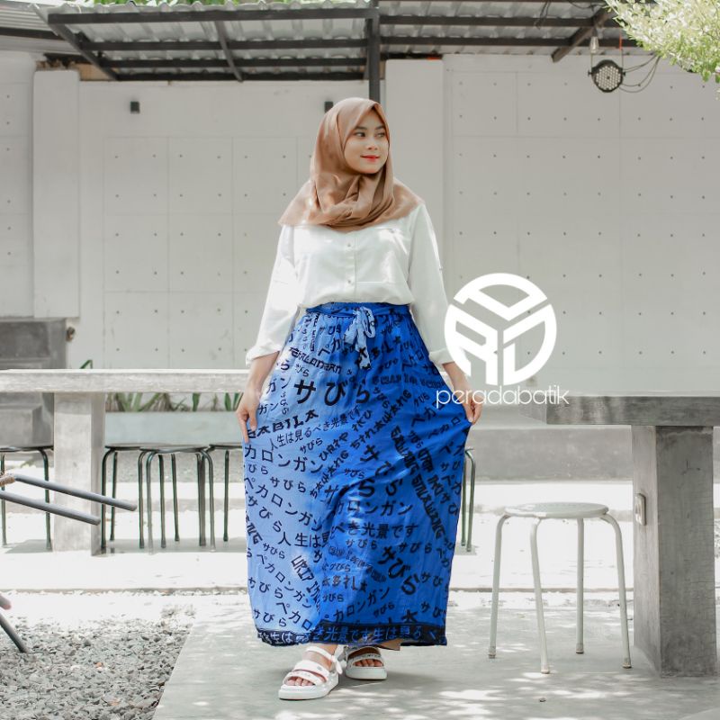 ROK SANTRI | ROK PAYUNG | ROK BATIK GOYOR | ROK PLISKET | ROK BATIK GOYOR | SARUNG GOYOR ROK PELANGI-ROK BIRU