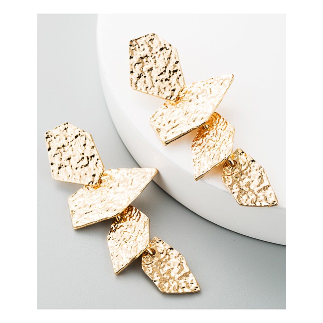 LRC Anting Tusuk Fashion Golden Irregular Polygon Earrings D64169