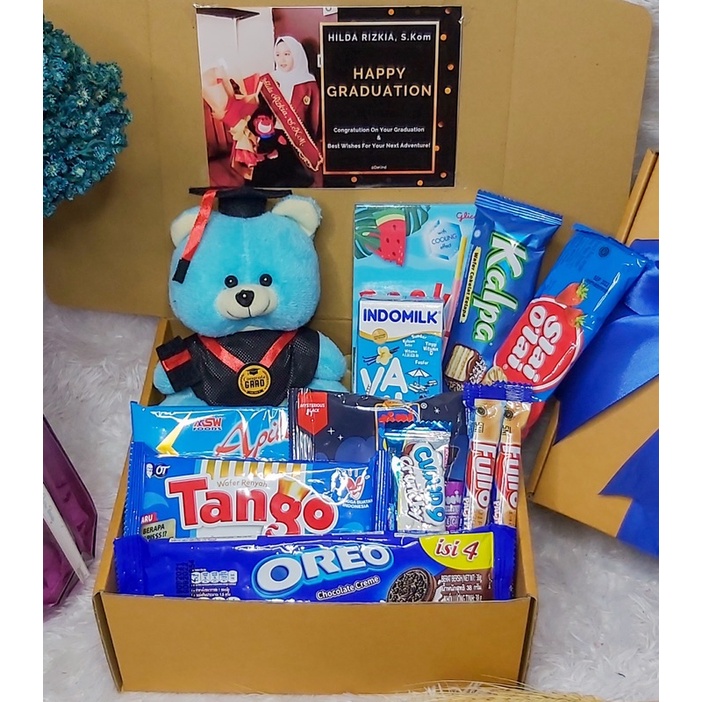 SNACK BOX Kado Wisuda / Hadiah Wisuda / Gift Box Graduation / Snack Box Graduation / Hadiah Graduation / Kado Graduation / Hadiah Kelulusan / Kado Kelulusan Sekolah / Hadiah Sempro / Kado Sempro / Hadiah Semhas / Kado Semhas / Buket Snack Wisuda