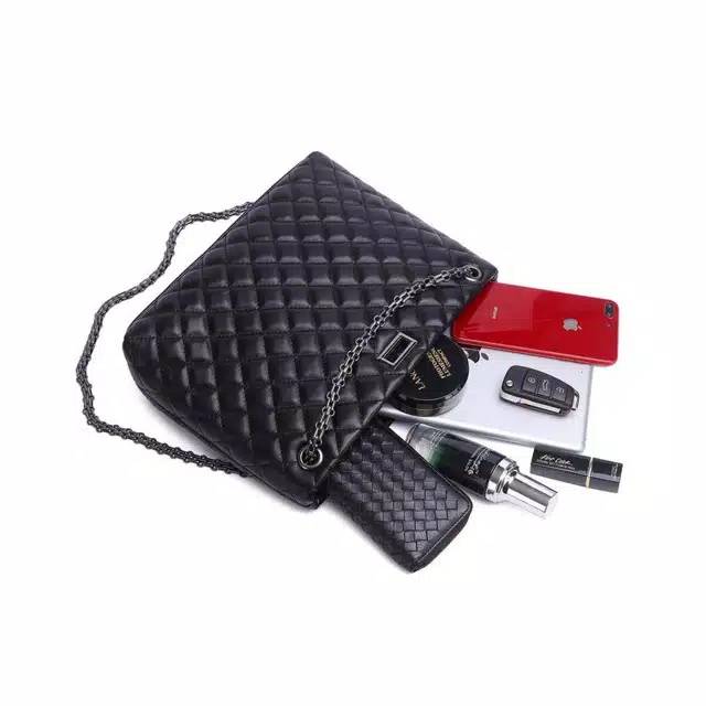 Totebag channel rantai/tas selempang wanita