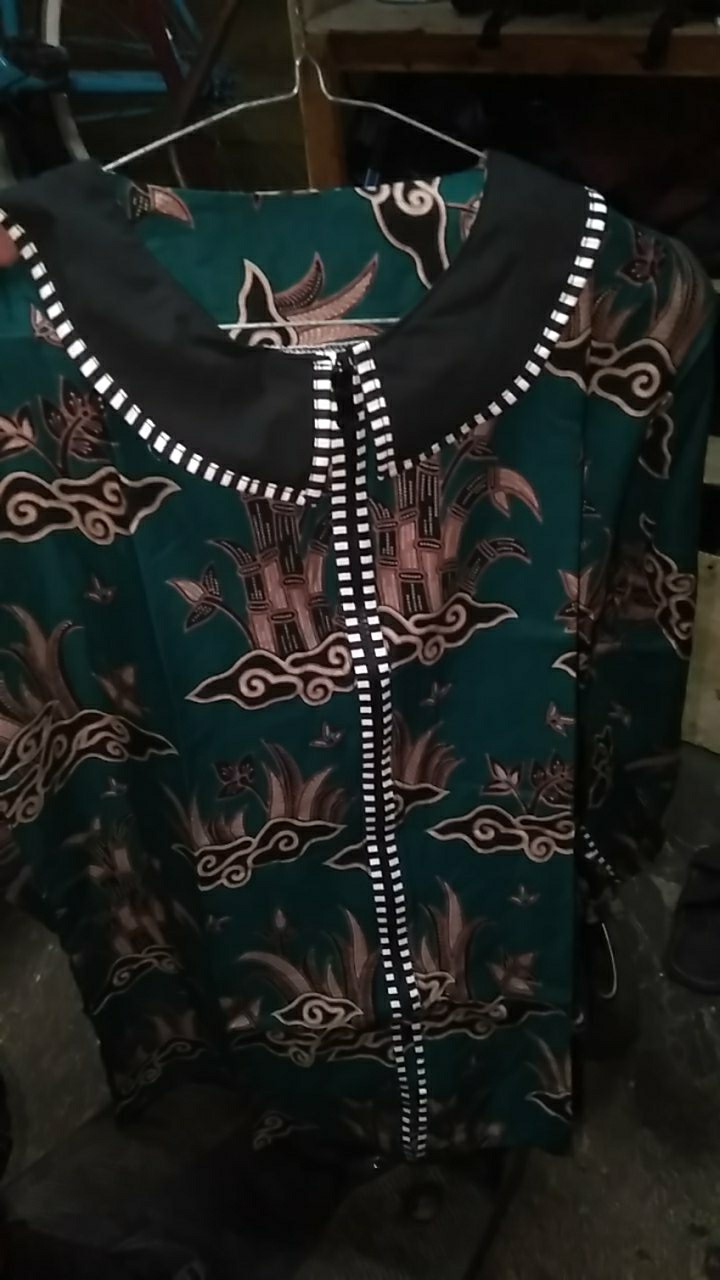 Set Batik Tradisional Couple Tunik Batik-blouse Batik-kemeja Batik Pria Motif Bambu Mega Mendung