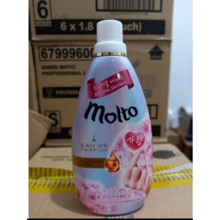Molto eau de  parfum K-Romance 800ml botol pelembut dan pewangi pakaian