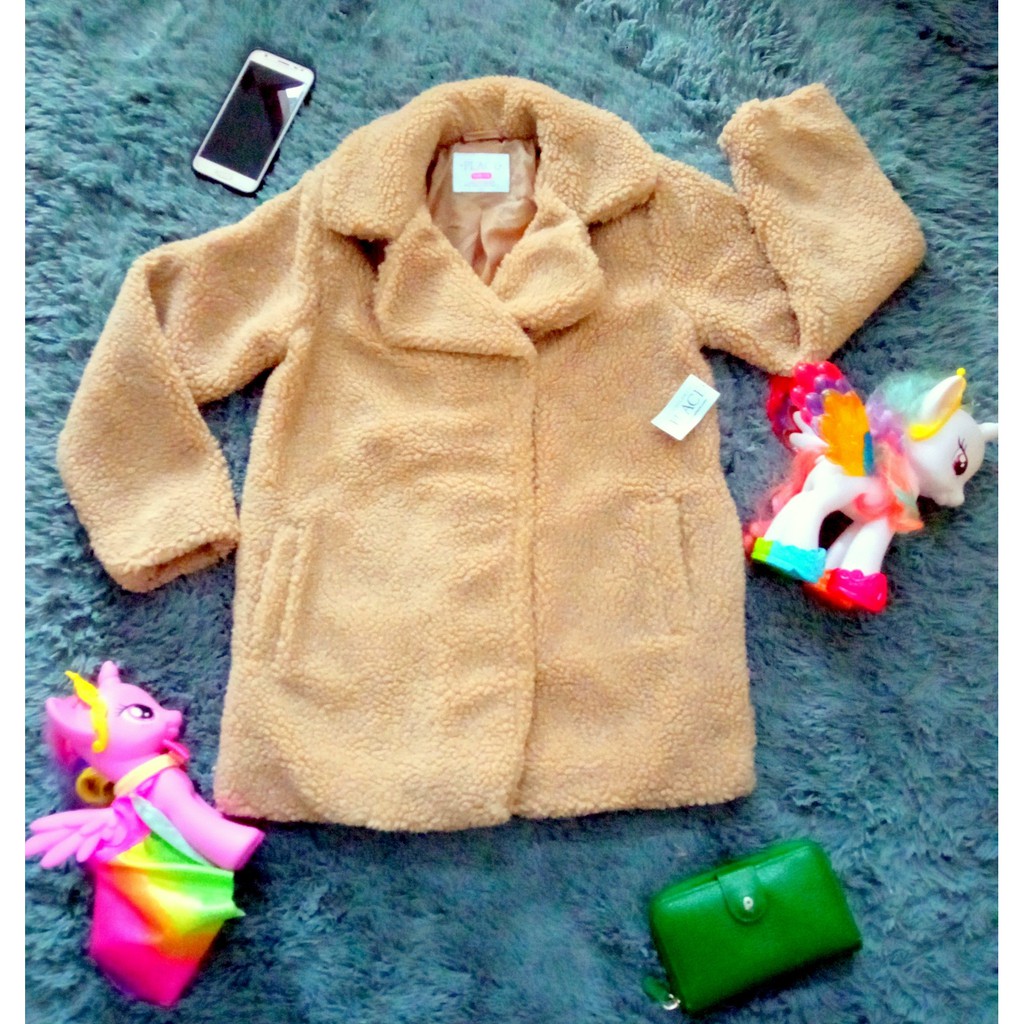 jaket the children place