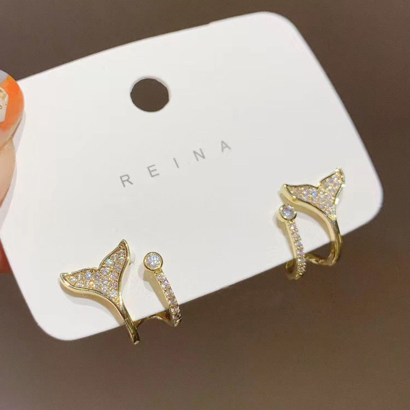 Anting Tusuk Sterling Silver 925 Desain Ekor Ikan Hias Berlian Gaya Korea Untuk Wanita