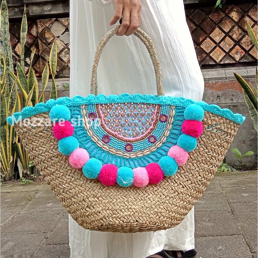 Tas anyaman rotan bali mendong rajut pompom