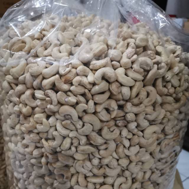 

Kacang Mete Mentah (W320) kualitas export