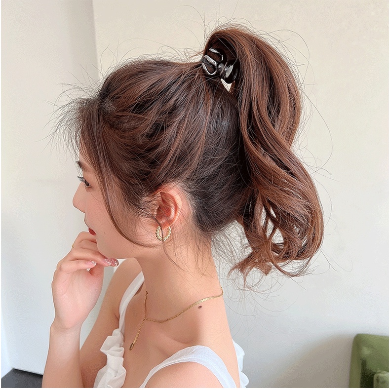 Jepit Rambut Ponytail Model Cakar Bahan Logam Untuk Wanita