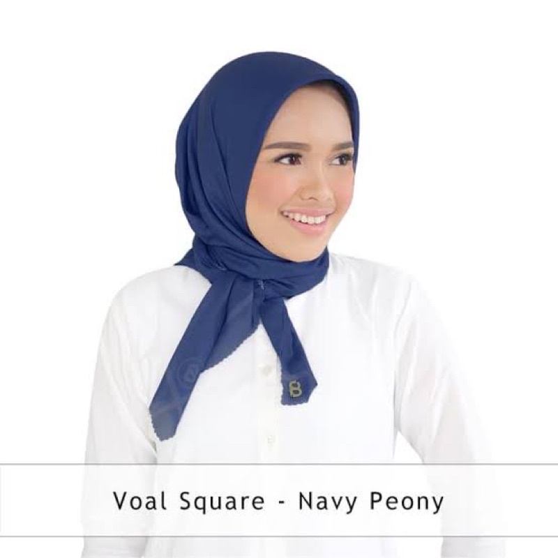 Buttonscarves Basic Voal - Navy Peony