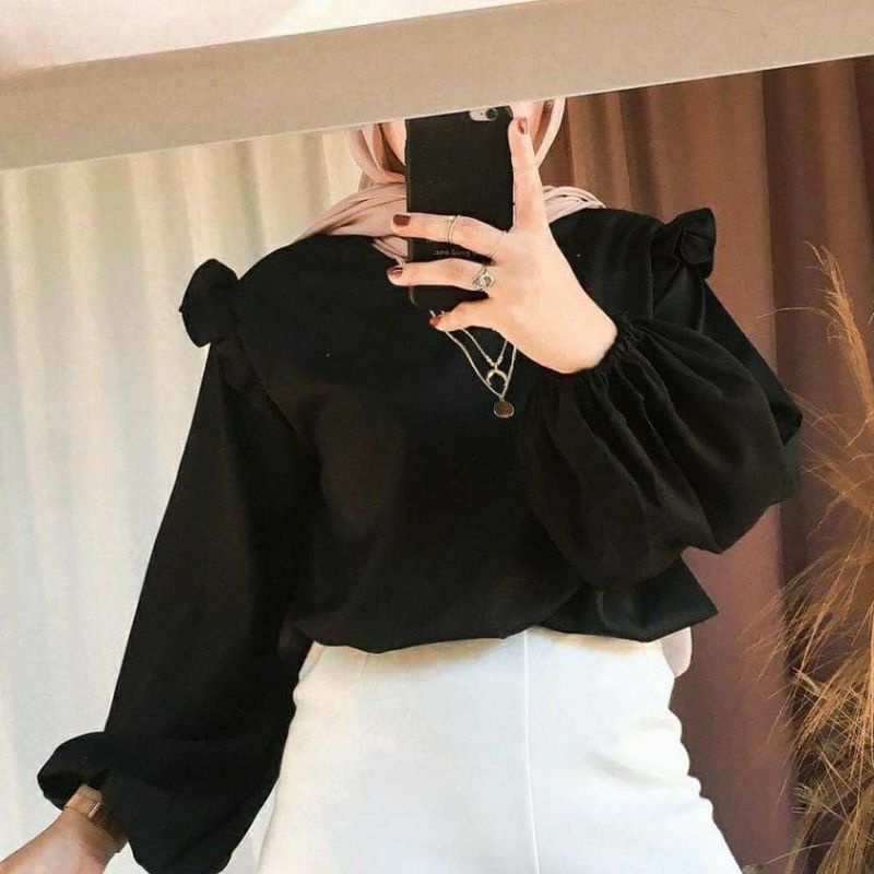 Baju atasan hitam kekinian lengan balon