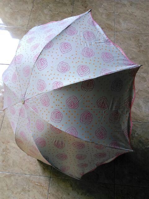 Ombotak Payung Lipat Loko Rose. Mawar Motif Fashion Mewah Cantik Teduh