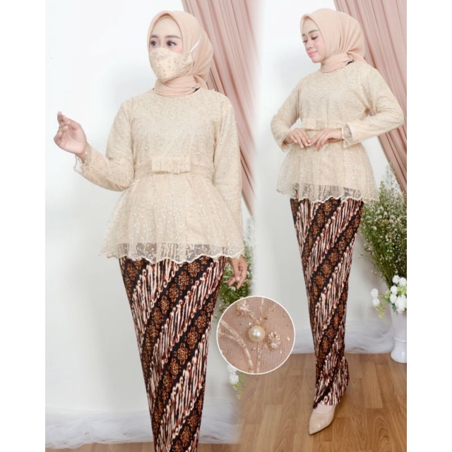 Kebaya Blouse Marsya / Kebaya Wisuda / Kebaya Modern / Kebaya / Kebaya Brukat / Kebaya Remaja