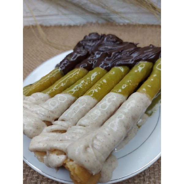 

CHEESE STICK + TOPPING ISI 10 PCS